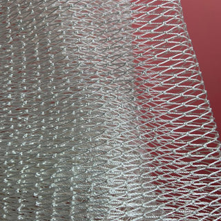 Close up of the twisted, double-knotted mesh