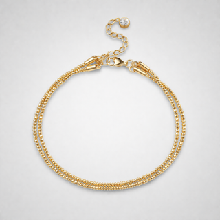 Gold anklet product shot