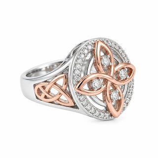 Side view of the Avera Witch Knot Ring