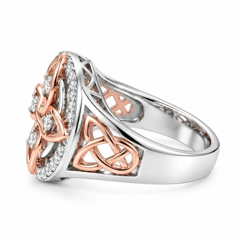 Celtic knotwork on the shoulders of the Avera Witch Knot Ring